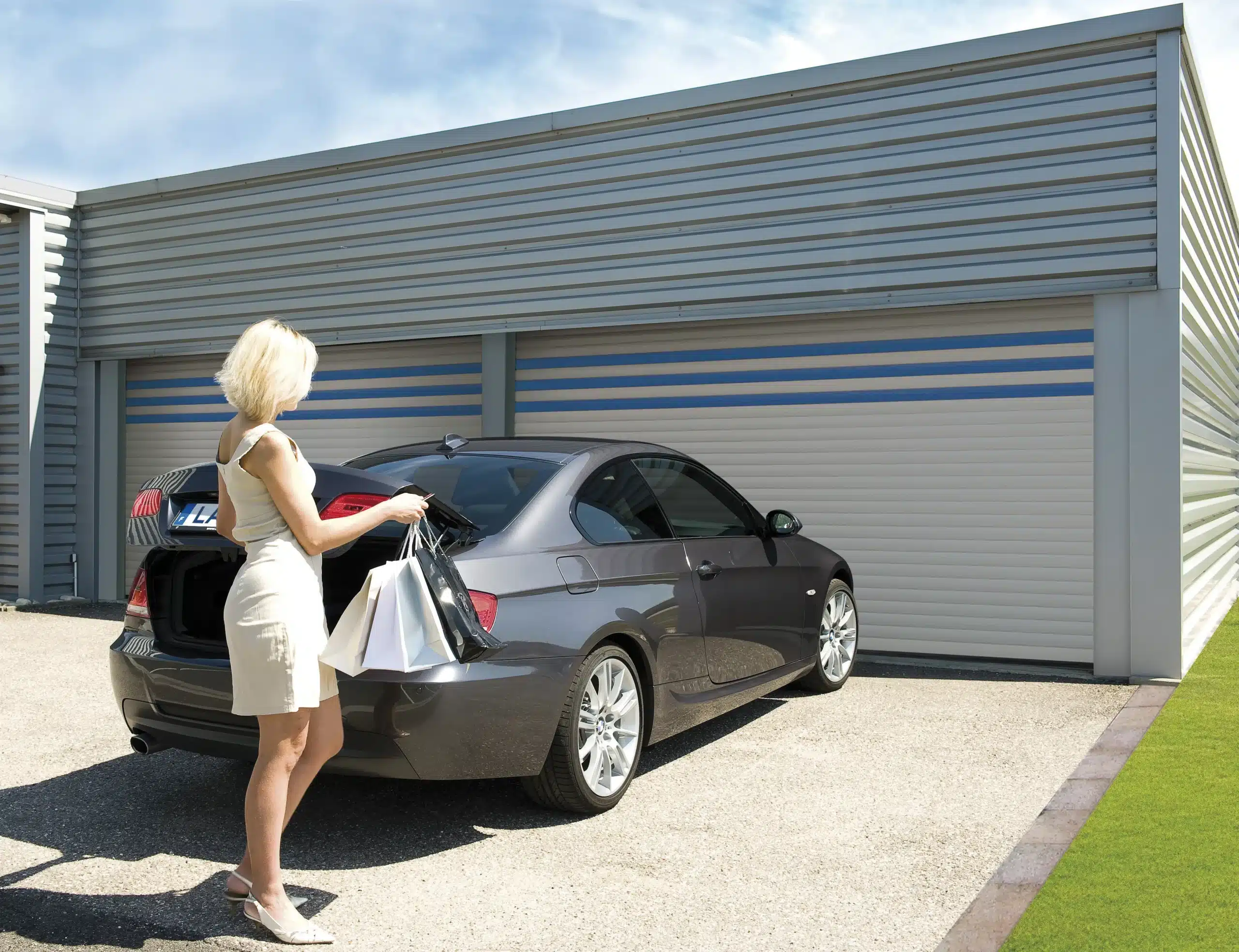 porte garage enroulable - Fenêtres du Léman